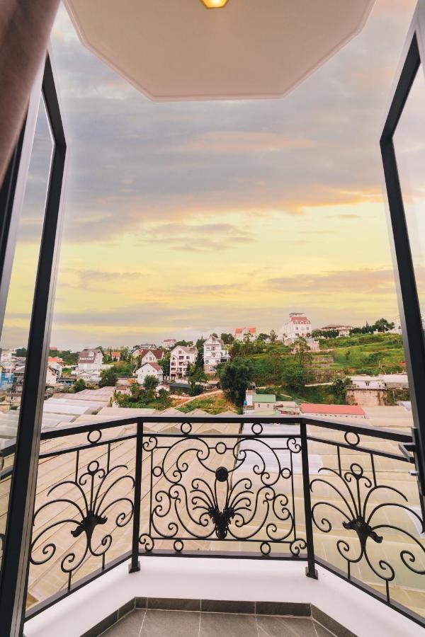 Sunset Hill Dalat Hotel Buitenkant foto